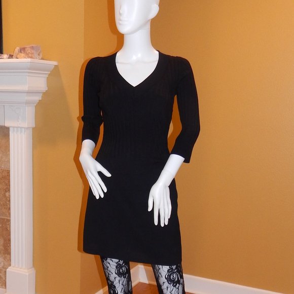 Bebe size S/M FITTED BLACK Ribbed TOP - Picture 1 of 6